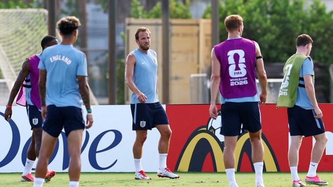 Soccer Football - FIFA World Cup 2026 - England Training - Inter Miami CF Training Facility, Fort Lauderdale, Florida, U.S. - July 10, 2026 England's Harry Kane during training REUTERS/Marco Bello
