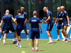 Soccer Football - FIFA World Cup 2026 - Norway Training - Inter Miami CF Stadium, Fort Lauderdale, Florida, U.S. - July 10, 2026 Norway's Erling Haaland with teammates during training REUTERS/Marco Bello
