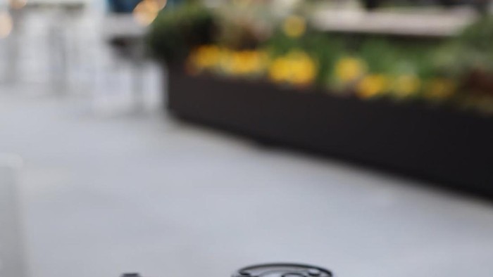 Pengadilan China menyatakan logo Molly Tea melanggar tujuh merek dagang Louis Vuitton. Perusahaan diwajibkan menghentikan penggunaan logo, membayar ganti rugi, dan menyampaikan permintaan maaf./ Foto: instagram.com/mollytea_chicago