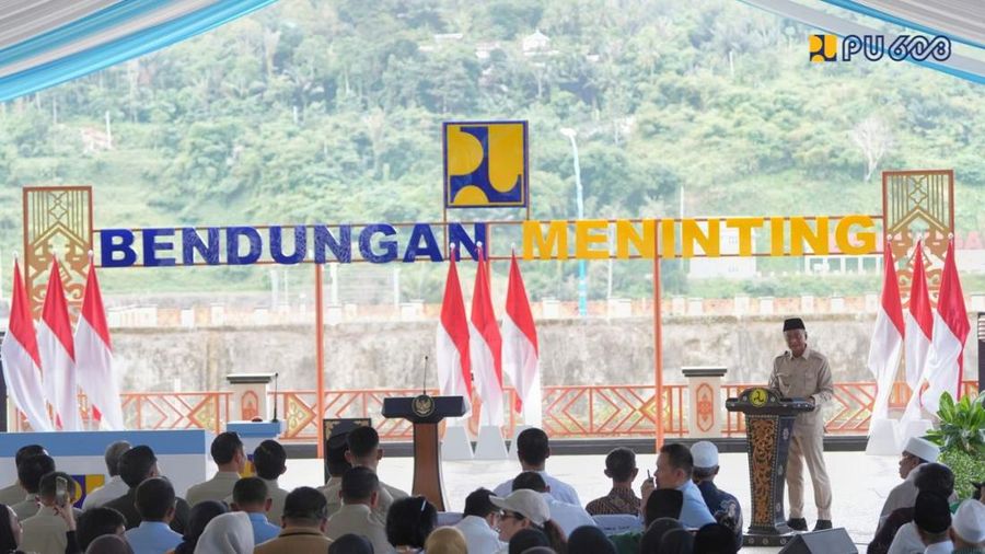 Presiden Prabowo Subianto meresmikan lima waduk nan berjalan di Bendungan Meninting, Kabupaten Lombok Barat, Nusa Tenggara Barat, Jumat (10/7/2026).