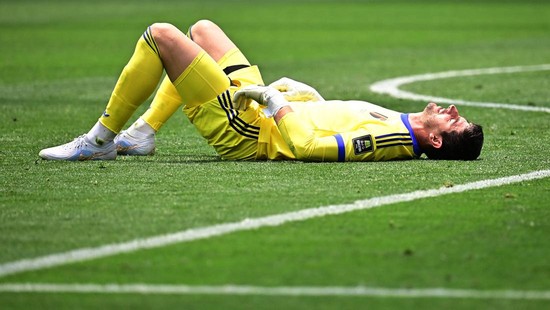 Thibaut Courtois menangis saat Belgia disingkirkan Spanyol di babak perempat final Piala Dunia 2026.