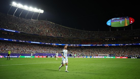 Soccer Football - FIFA World Cup 2026 - Quarter Final - Argentina v Switzerland - Kansas City Stadium, Kansas City, Missouri, U.S. - July 11, 2026 Argentina's Lionel Messi REUTERS/Agustin Marcarian