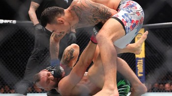 Conor McGregor vs Max Holloway