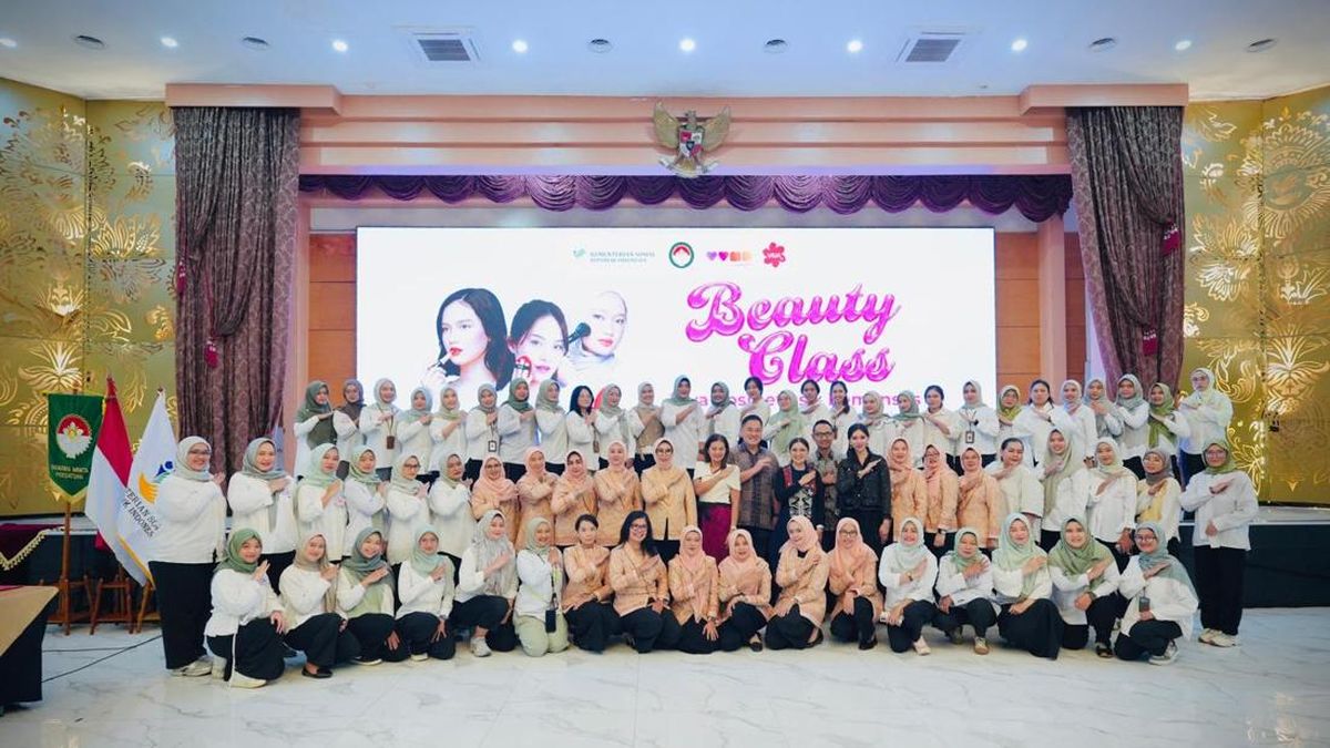 Sambut HDI 2026, DWP Kemensos dan Viva Cosmetics Gelar Beauty Class