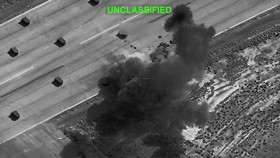 Presiden Amerika Serikat Donald Trump mulai menerima opsi untuk memperluas operasi militer AS di Iran.