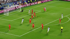 Soccer Football - FIFA World Cup 2026 - Quarter Final - Argentina v Switzerland - Kansas City Stadium, Kansas City, Missouri, U.S. - July 11, 2026 Argentina's Julian Alvarez scores their second goal past Switzerland's Gregor Kobel REUTERS/Albert Gea