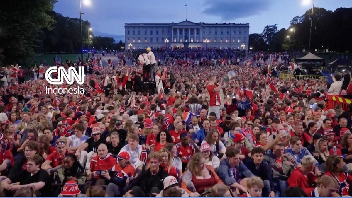 Viking Row Perpisahan dari Suporter Norwegia untuk Piala Dunia