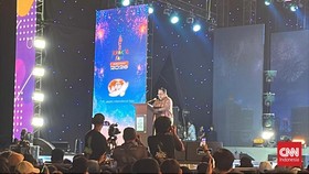 Wakil Gubernur DKI Jakarta Rano Karno resmi menutup Jakarta Fair Kemayoran (JFK) 2026  di JIEXPO Kemayoran, Jakarta Pusat, Minggu (12/7) malam.