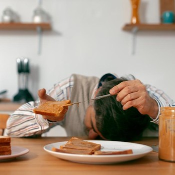 5 Ciri Kepribadian Orang yang Sering 'Skip' Sarapan, Apa Saja?