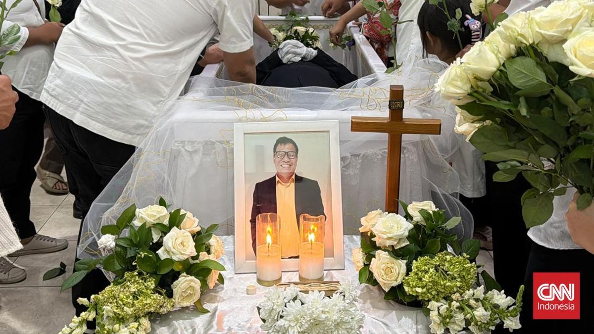 Tangis Istri Temon Pecah di Pemakaman: Sampai Jumpa Sayangku
