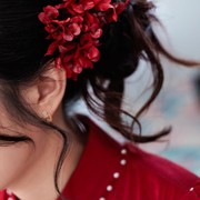5 Aksesori Super Gemas ala Gen Z, Bikin OOTD Makin Playful dan Estetik!