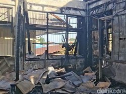 Kantor Bapenda dan Inspektorat Pemkot Padang Terbakar