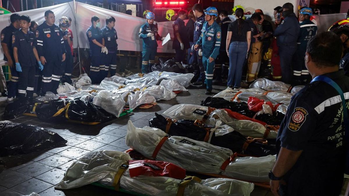 FOTO: Kebakaran Bar di Bangkok, 27 Orang Tewas