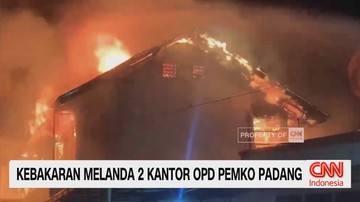 VIDEO: Kebakaran Melanda 2 Kantor OPD Pemko Padang