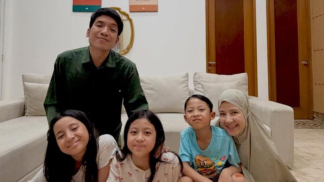 Potret Hangat Perayaan Ultah Miskha, Desta dan Natasha Rizky Kompak Beri Kejutan Istimewa