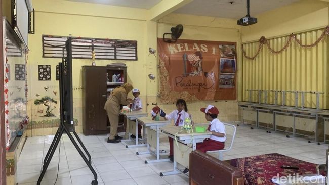 Viral MPLS SDN Purwoyoso 1 Semarang Cuma Diikuti 3 Siswa, Begini Suasana Hari Pertama