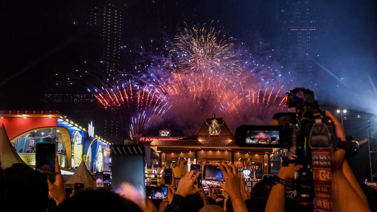 <p>Jakarta Fair 2026 Nutupi Kanthi Rekor Rp 8,2 Triliun – Apa Tegese Ing Balik Angka Ajaib Iki?</p>