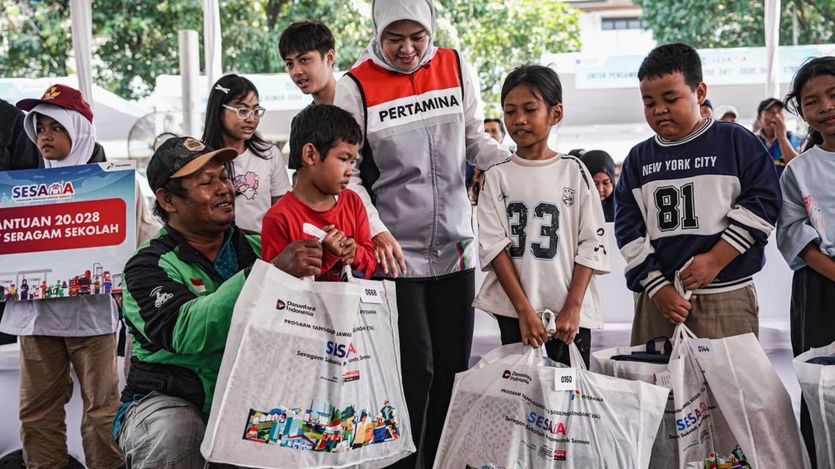 Pertamina Berbagi Program Seragam Sekolah, Sembako-Pemberdayaan Usaha