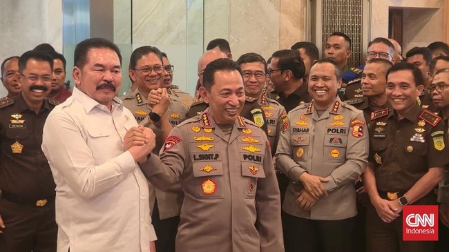 Pertemuan Jaksa Agung ST Burhanuddin dan Kapolri Jenderal Listyo Sigit Prabowo di Jakarta, Senin, 13 Juli 2026.