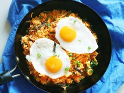 Omurice hingga Kimchi Bokkeumbap, 5 Saudara Nasi Goreng Indonesia