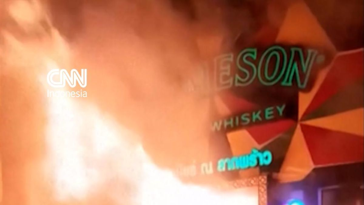 Detik-detik Kebakaran di Bar Bangkok, 27 Orang Tewas