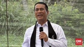 Menteri Pertanian Andi Amran Sulaiman di Rimba Raya KM 60, Bener Meriah, Aceh, Selasa (14/7).