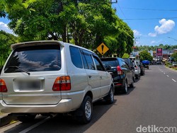 Antrean Pertalite di Kobar Makin Panjang, Bupati Panggil Pertamina Cari Solusi