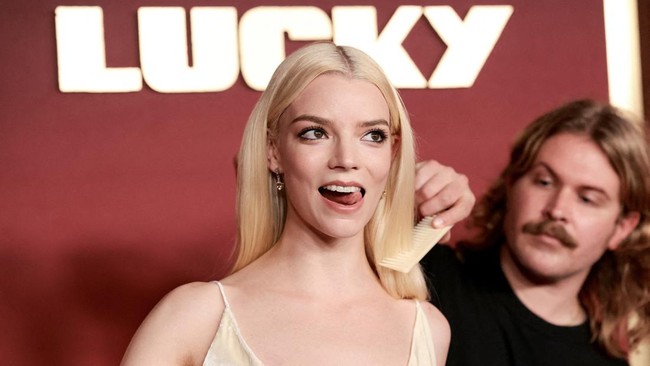 Anya Taylor-Joy Menghadiri Premier Serial Televisi 'Lucky'