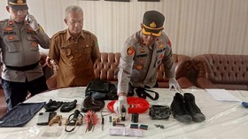 Detasemen Khusus (Densus) 88 Antiteror Polri turun tangan ikut mendalami kasus ledakan yang terjadi di MAN 3, Balai Gadang, Koto Tengah, Padang, Sumatera Barat.