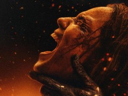 Evil Dead Burn: Film Paling Ngilu Tahun Ini