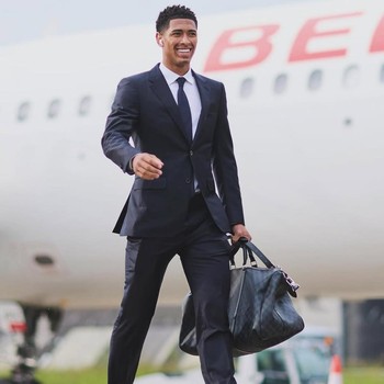 Mengintip Koleksi Tas Louis Vuitton Milik Jude Bellingham