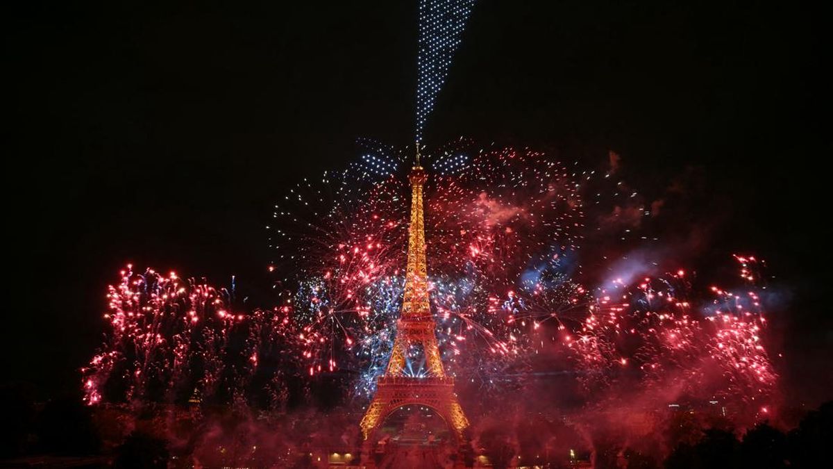 Perayaan Kembang Api Hari Bastille di Eiffel Dimajukan Sehari, Kenapa?