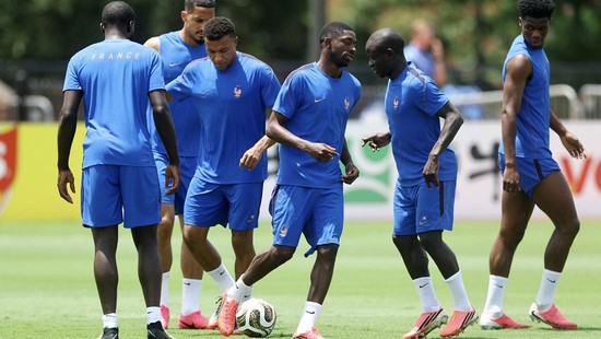 Latihan Timnas Prancis Jelang Semifinal Piala Dunia 2026