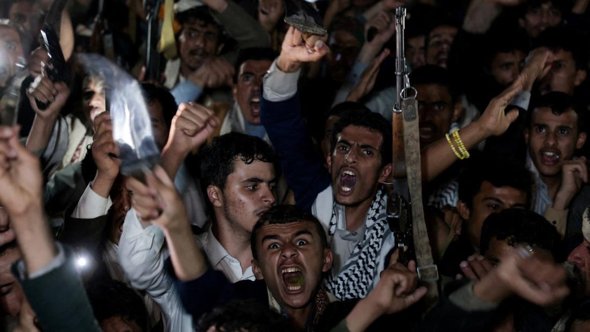 Perang Saudara Menggila di Tanah Arab, 100.000 Warga Mengungsi
