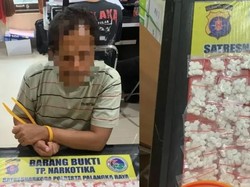 Pria Paruh Baya Diringkus di Palangka Raya, 1.600 Butir Diduga Narkoba Disita