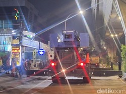 Sejumlah Jalan Arah Blok M Masih Ditutup Imbas JPO Tendean Ditabrak Truk