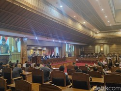 Ragam Catatan Fraksi Gerindra soal Sampah-Kabel Semrawut di Badung