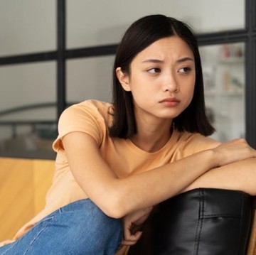 7 Tanda Orang Mati Rasa secara Emosional