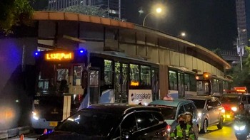 Pantauan Transjakarta ‘Jalur Langit’ Imbas Pembongkaran JPO