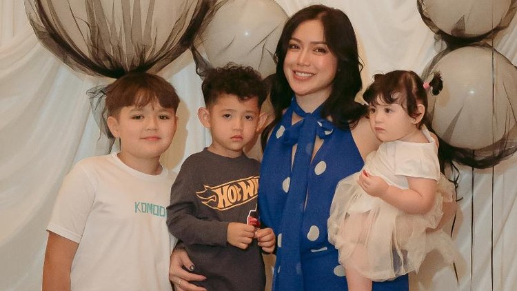 Anak Jessica Iskandar