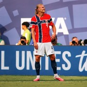 Ini Dia Ikat Rambut Viral Dipakai Erling Haaland di Piala Dunia