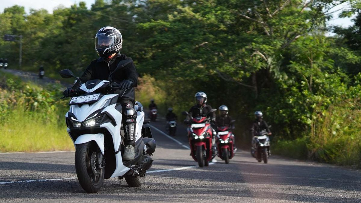 Geber Honda Vario Evo 160 di Negeri Laskar Pelangi