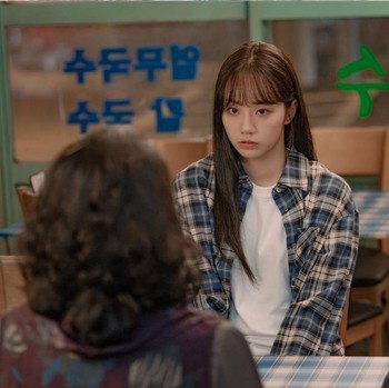 4 Rekomendasi Drakor yang Dibintangi Lee Hyeri dan Wajib Kamu Tonton