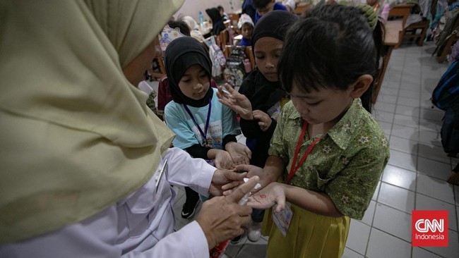 Program Makan Bergizi Gratis kembali disalurkan untuk murid-murid di Indonesia setelah masa libur sekolah usai, dan masuk tahun ajaran baru 2026/2027.