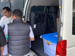 Polri Serahkan Barang Bukti Kasus Febrie Adriansyah ke Kejagung