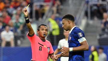 Berita Panas dari Dunia Sport CNN : Momen Mbappe Frustrasi Serang Unai Simon di Prancis vs Spanyol