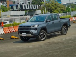 Skema Kredit Toyota New Hilux, Bisa Dicicil Rp 10 Jutaan per Bulan