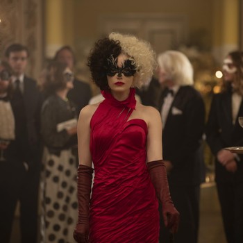 7 Rekomendasi Film dan Serial untuk Pencinta Fashion, Ada yang Tayang di Netflix!