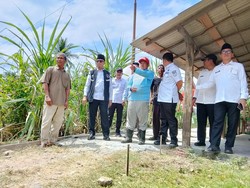 Bupati OKU Bangun Jalan Setapak dan Sumur Bor Pakai Dana Pribadi