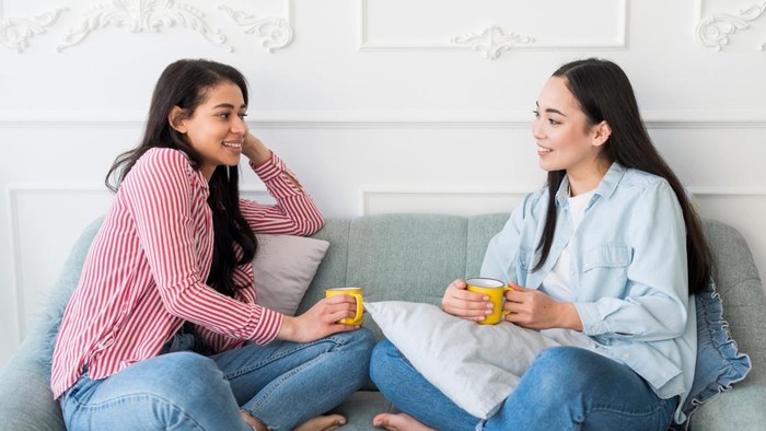 4 Zodiak yang Paling Bisa Memahami Perasaan Orang Lain